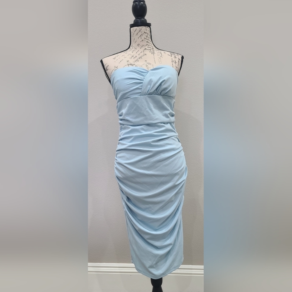 Selfie Leslie Strapless Light Blue Ruched Midi Dress